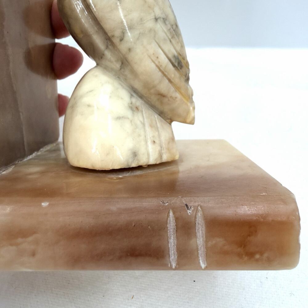 Vintage Hand Carved Alabaster Marble Owl Bookend Glass Eyes Made In Italy - Picture 8 of 12